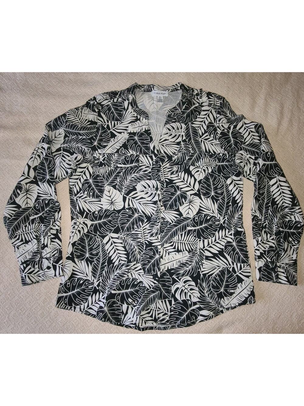 NWOT Calvin Klein Women’s Med Linen Blend Roll Tab Sleeve Shirt Tropical Print